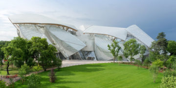 Fondation Louis Vuitton : la légèreté du verre et du béton