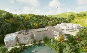 Un grand bâtiment moderne entouré de forêts verdoyantes, avec un étang au premier plan. Des oiseaux volent dans le ciel, et un ballon coloré dérive au-dessus.
