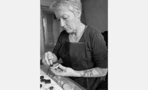 Bijoux glamour et béton, avec Nathalie de Parseval