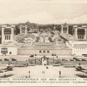 Exposition internationale des arts décoratifs – Paris 1925 – Vue générale sur l’esplanade des Invalides. © Alamy / SjArt