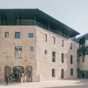 ©Charly Broyez / architecture : MARS architectes
